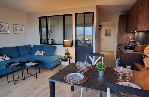 Cap-d'Antibes Apartment | Cap d'Antibes, 5 minutes from La Garoupe beach on foot, recently renovated apartment