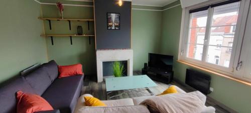 La Celle-sous-Gouzon Apartment | Capacité 4 personnes, 1 chambre, Terrasse in Dunkerque