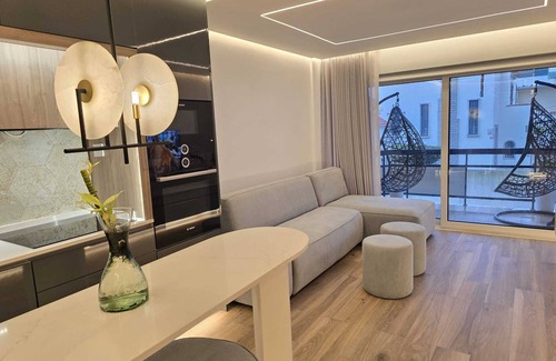 Costa de Caparica Condo | Caparica Luxury Apartment by HOST-POINT