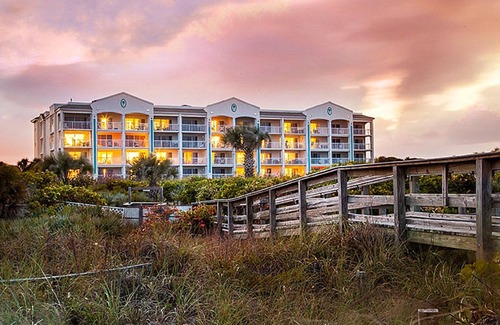 Port Canaveral Resort | Cape Canaveral Beach Resort -former Ron Jon-2BR/BA full Kit Sleep80 near Cruises
