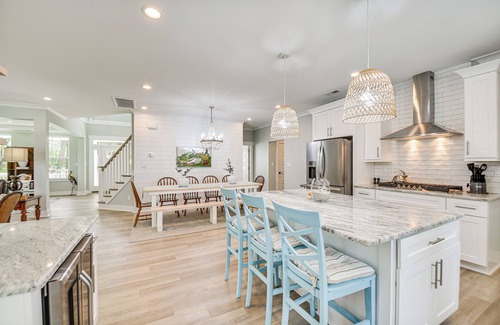Cape Charles House | Cape Charles Home: Private Pier & Beach-Front Deck
