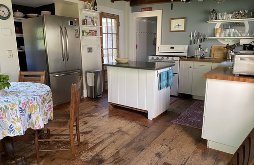 North Truro House | Cape Cod Charm, Close to Bay and Ocean Beaches