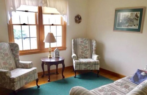 East Sandwich House | Cape Cod Escape. Peaceful home w private beach