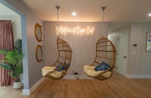 Northwest Harwich House | Cape Cod heated Pool, Putting Green, Speak Easy, Game room,