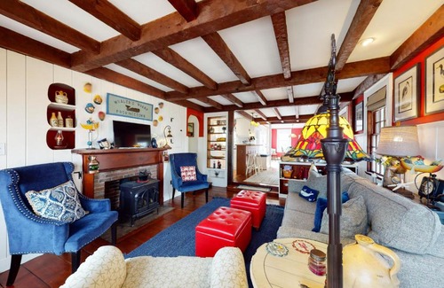 Hyannis House | Cape Cottage