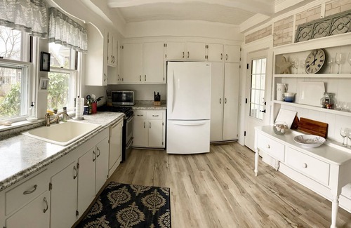 Pocasset House | Cape Gem with Guest House, Perfect for Two Families!