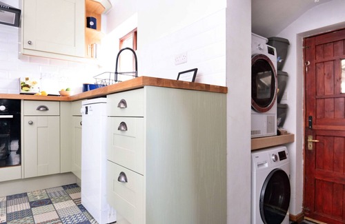 Denbigh House | Capel Hebron by Interhome