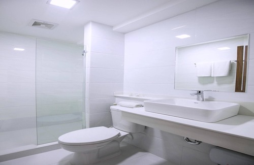 Guadalupe Hotel | Capital O 911 S Hotel And Residences