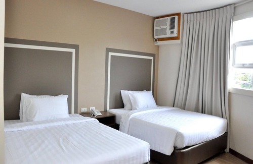 Guadalupe Hotel | Capital O 911 S Hotel And Residences