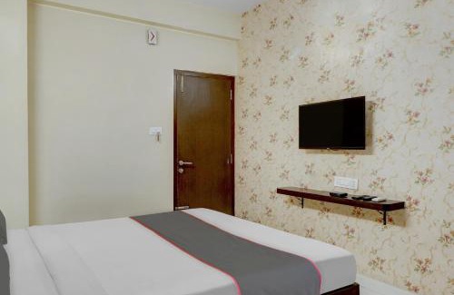 Vijaya Nagar Hotel | Capital O Champion Lotus Near Mantri Square Mall