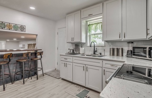 Central Oklahoma City House | Capital View - Downtown OKC 7 MINS AWAY