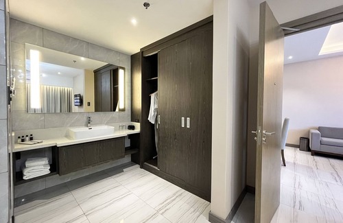 Malabanias Hotel | Capitol Hill Hotel and Suites