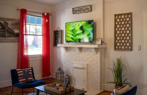 Montgomery House | Capitol State Heights