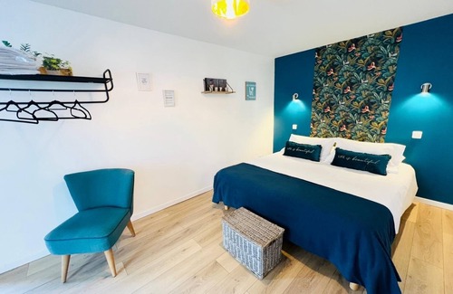 Calais Frethun Bed & Breakfast | Caps studio Beach Calais wifi private parking 2 people