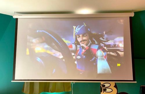 Crespin Apartment | Capsule Family - Sauna - Jacuzzi - Projecteur - Billard - Nintendo Switch 2 - Filet suspendu