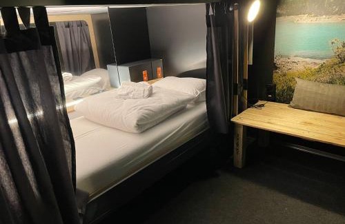 Kloten Hotel | Capsule Hotel - Zurich Airport