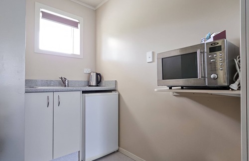 Gisborne Hotel | Captain Cook Motor Lodge