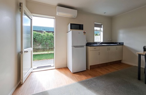 Gisborne Hotel | Captain Cook Motor Lodge
