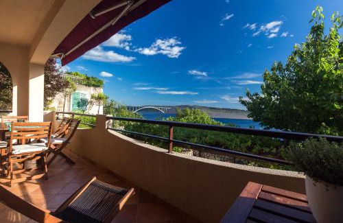 Kraljevica Apartment | Captain's Apartment with Sea View