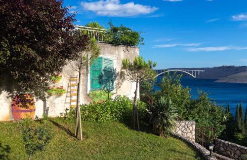 Kraljevica Apartment | Captain's Apartment with Sea View