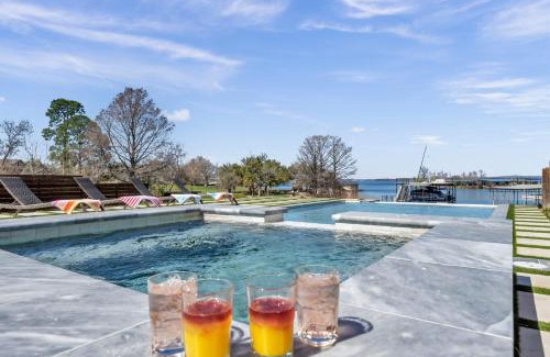 Horseshoe Bay House | Captain's Cove Retreat New Listing Concierge Services