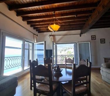 Vatera Apartment | Captain's House