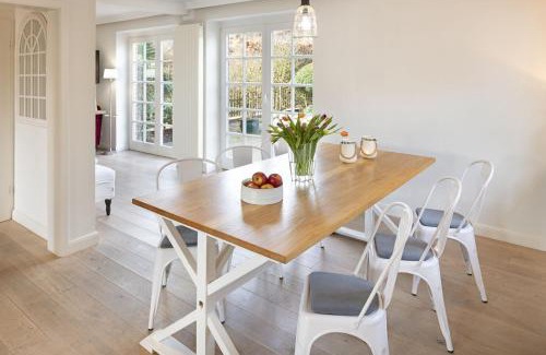 List House | Captains Cabin