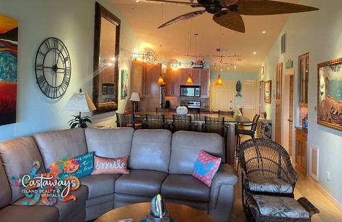 Bokeelia Condo | Captains Harbor Island Hide Away