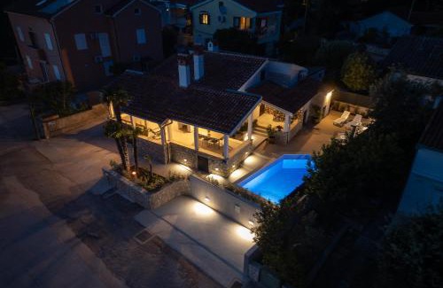 Artatore Villa | Captains Home