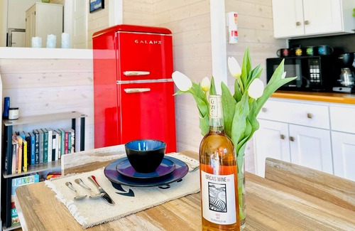 Deer Harbor House | CAPTAINS QUARTERS - PRIVATE, STEPS FROM THE BEACH