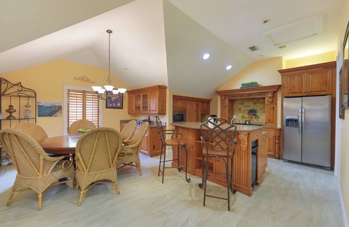 Captiva House | Captiva Condo on Andy Rosse Lane with Pool