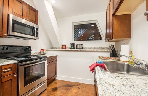 Kachina Village Cottage | Captivating 1 BR Chalet Hideaway! Prime Location!