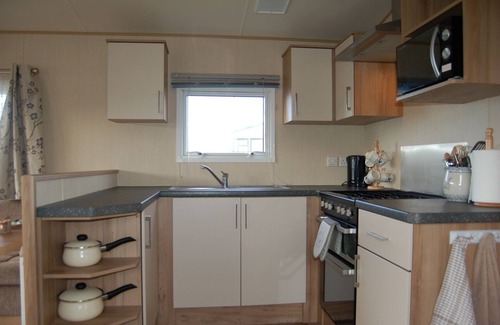Tywyn House | Caravan 20 Neptune Caravan Park