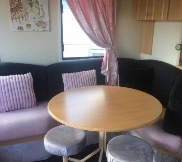 Chapel Saint Leonards Ski Chalet | Caravan 88 2 Bed Sleeps 6 Parking