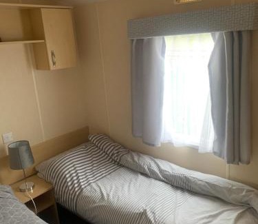 Towyn Resort | Caravan by the Sea R29