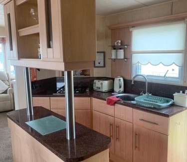 Towyn Resort | Caravan by the Sea R30