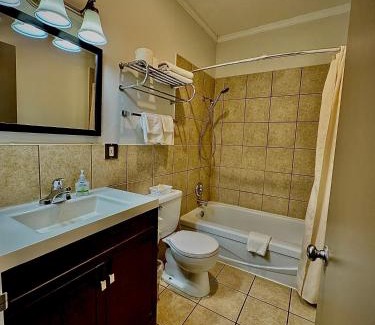 Swift Current Hotel | Caravel Motel