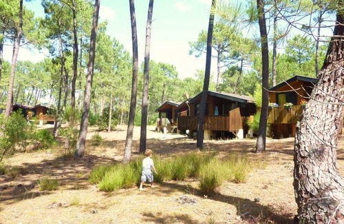 Carcans Ski Chalet | Carcans Maubuisson: Pretty Nice Apartment Overlooking Park