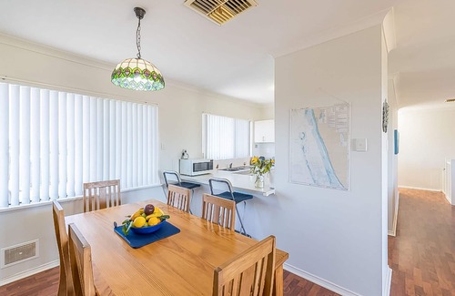Seabird House | Cardawarrah - Family Friendly Home
