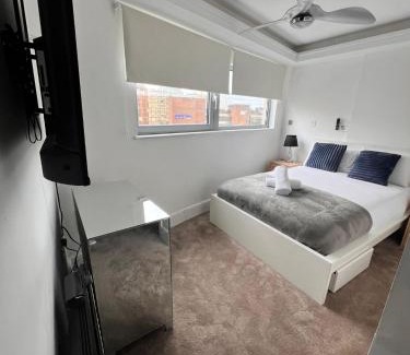 Cardiff City Centre Apartment | Cardiff Central Luxury Apartment 2 bed, whit Free parking