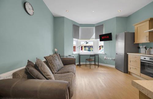 Adamsdown Apartment | Cardiff Central - Minutes to Centre - Free Wifi