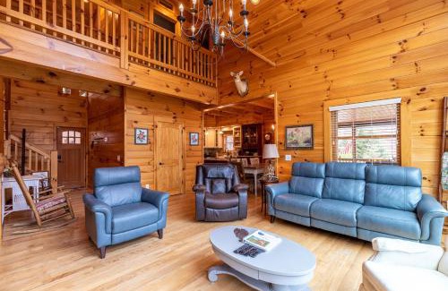 Elk Park House | Cardinals Nest