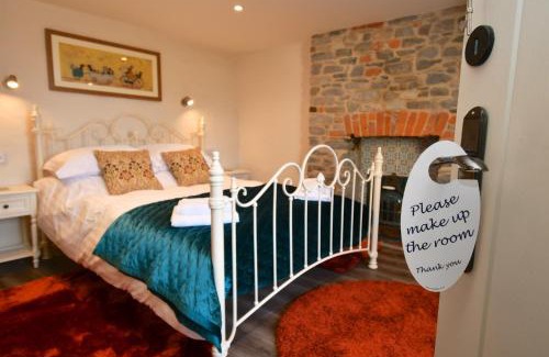 Sageston Hotel | Carew Inn