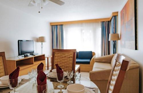Palm Beach Apartment | Caribbean Palm Village Resort