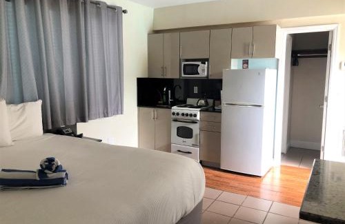 Hollywood Apartment | Caribbean Resort Suites