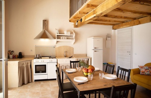 Capannori Apartment | Carlos Apartment with Pool