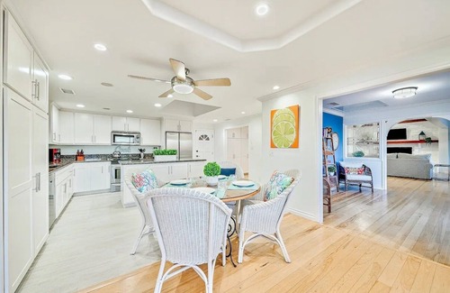 Olde Carlsbad House | Carlsbad Oceanview Luxury Home w/Private Pool, Spa, Outdoor Kitchen & Grill