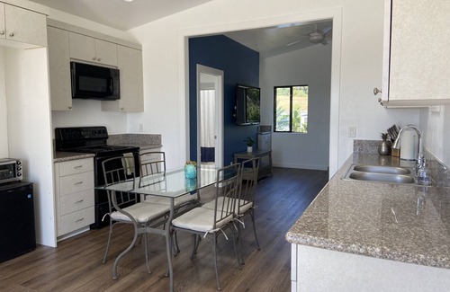Olde Carlsbad House | Carlsbad Overlook, 2bed/1bath, newly renovated