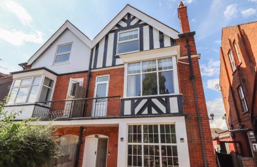 Skegness House | Carlton House