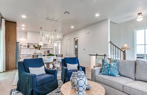 Eufaula House | Carlton Landing-Shingle Ready to Mingle
